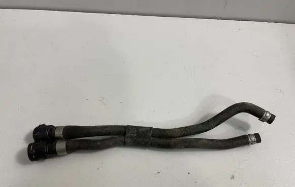 BMW 5 G30 G31 Engine coolant pipe/hose 8581094