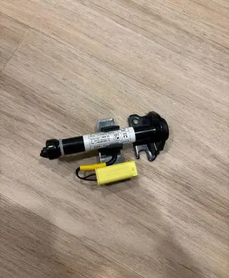 BMW 5 G30 G31 G38 Bonnet Pedestrian Airbag Actuator 7435798