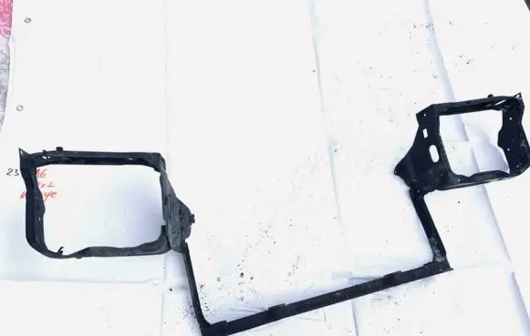Mercedes-Benz C W202 Radiator support slam panel