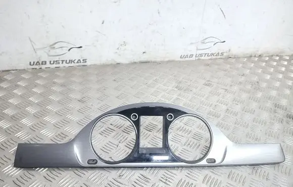 Volkswagen PASSAT B7 Dashboard trim 3AC858366D