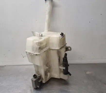 Hyundai i40 Windshield washer fluid reservoir/tank 986103Z500 986103Z550