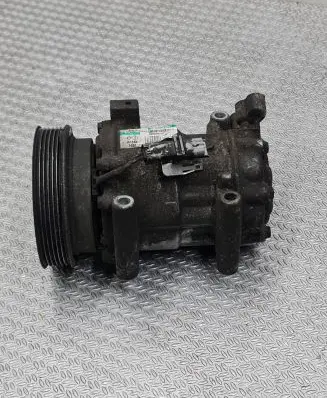 Renault Clio III Air conditioning (A/C) compressor (pump) 8200365787 07578112562