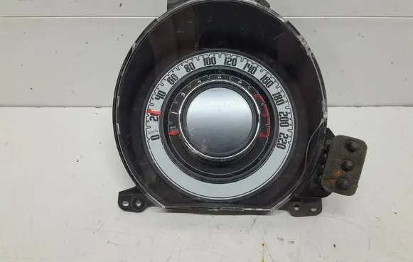 Fiat 500 Speedometer (instrument cluster) 503015500116 07356492370 7356491000