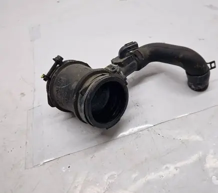 Mazda CX-5 Air intake hose/pipe SH0113225 K6805