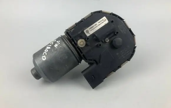 Volkswagen Scirocco Wiper motor 1K8955119C