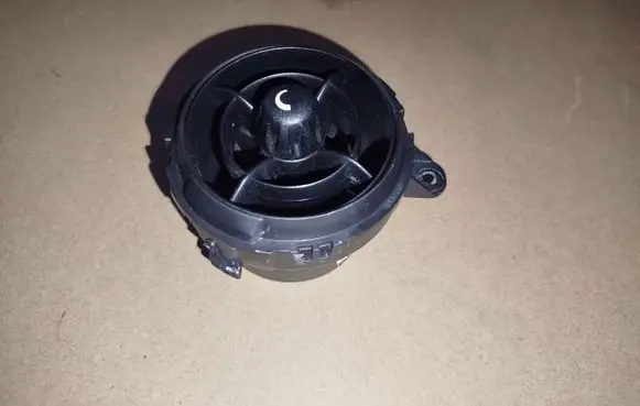 Mini Cooper Countryman R60 Dash center air vent grill 3002201400 9801435 18428710