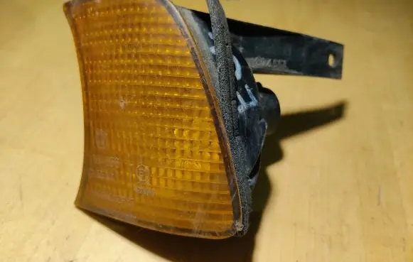 BMW 5 E34 Front indicator light 155243