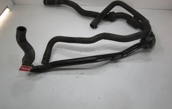 Volkswagen Golf VI Engine coolant pipe/hose 5N0121065