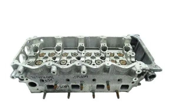 Nissan Pathfinder R51 Engine head 