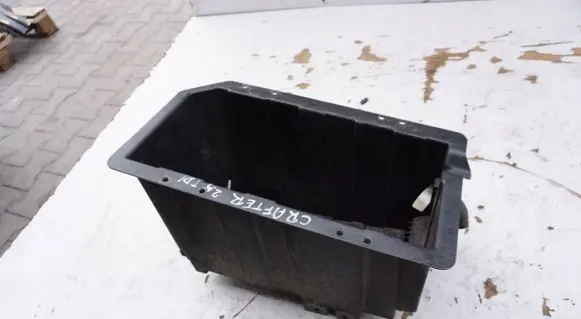 Battery tray