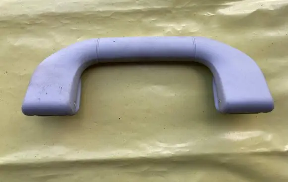 Mercedes-Benz C W204 Front interior roof grab handle A2048100051