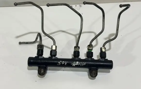 Peugeot 3008 I Fuel main line pipe 9684753080