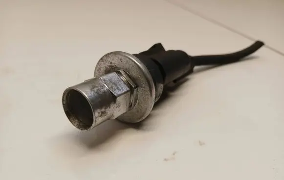 Audi A3 S3 A3 Sportback 8P Air conditioning (A/C) pressure sensor 1k0950126b