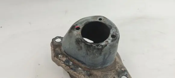 Coil spring mount