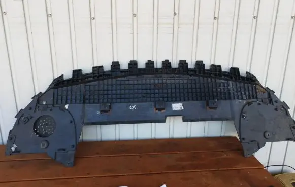 Peugeot 308 Front bumper lip 9835411980