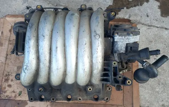 Audi A6 S6 C5 4B Intake manifold 078133151AK 2902000919