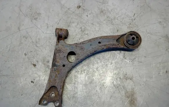 Toyota Corolla E120 E130 Front lower control arm/wishbone
