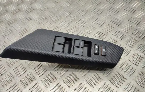 Toyota RAV 4 (XA40) Electric window control switch 7423242120