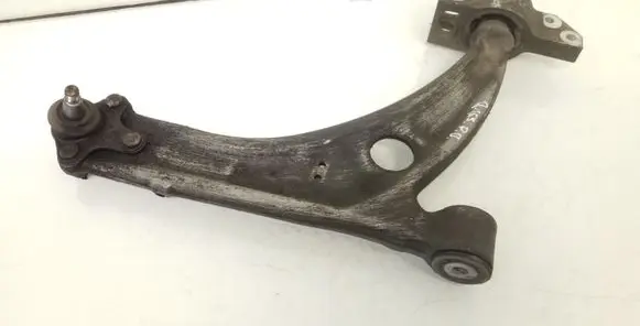 Volkswagen PASSAT B6 Front lower control arm/wishbone 3C0407153B