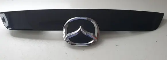 Mazda CX-5 Trunk door license plate light bar 