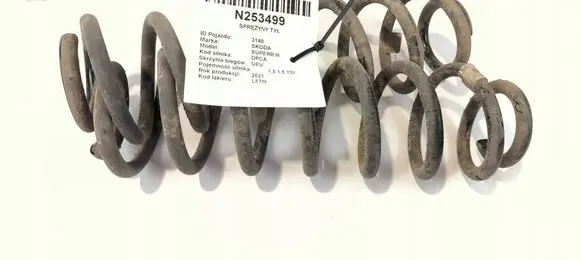 Skoda Superb B8 (3V) Rear coil spring 3Q0511115