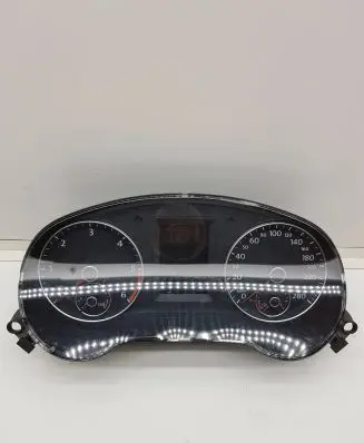 Volkswagen Jetta VI Speedometer (instrument cluster) 5C6920870A ZYS0002303 1141310841