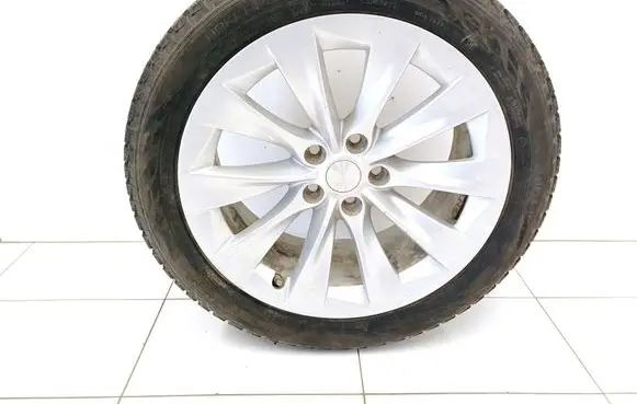 Tesla Model S R14 forged rim 1039337-00-A