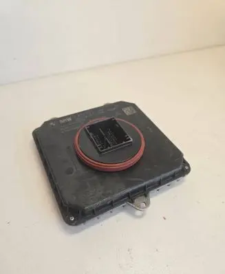 BMW X3 G01 LED ballast control module 7472771