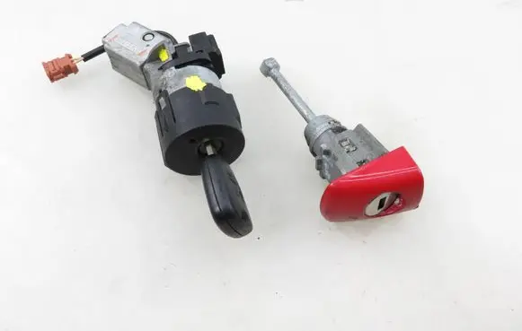 Peugeot 207 Ignition lock 9663123280 36410600