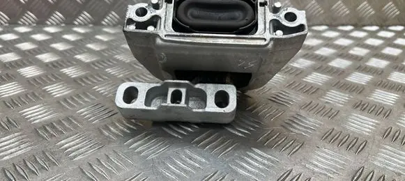 Audi A3 8Y Engine mount bracket 5WA199262AM