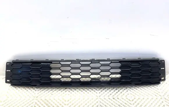 Skoda Fabia Mk3 (NJ) Front bumper lower grill 6V0853677E