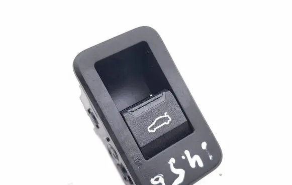 BMW 2 Active Tourer U06 Tailgate/boot open switch button 5A2BCB6