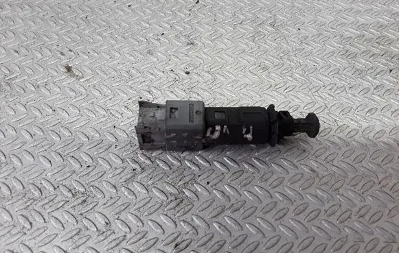 Clutch pedal sensor