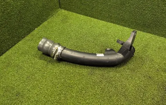 Renault Trafic III (X82) Intercooler hose/pipe 144605770R