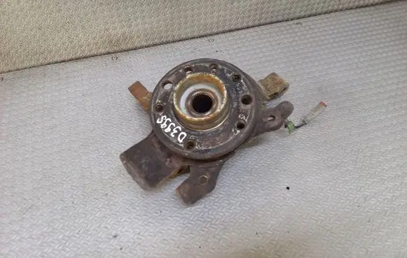 Opel Astra H Front wheel hub spindle knuckle