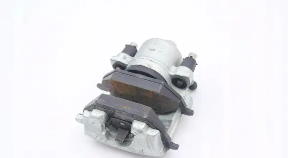 Audi A3 S3 8P Brake pads (front) VCF211