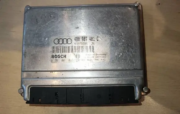 Audi A6 S6 C5 4B Engine control unit/module 4B0907401C 28RTE365 0281001836