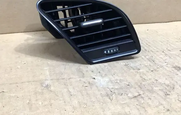 Audi A4 S4 B8 8K Dashboard side air vent grill/cover trim 8K1820902B