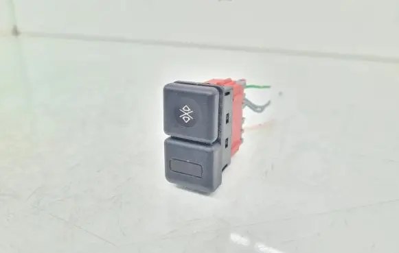 Other switches/knobs/shifts