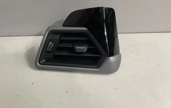BMW 3 G20 G21 Dashboard air vent grill cover trim 6805796