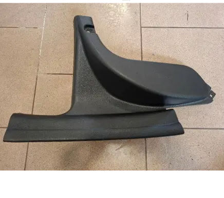 Rear sill trim cover