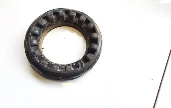 Mazda CX-7 Front coil spring rubber mount 