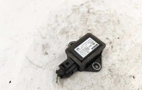 Audi A4 S4 B6 8E 8H ESP acceleration yaw rate sensor 8E0907637A 0265005245 0019949