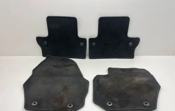 Volvo V60 Car floor mat set 31267689