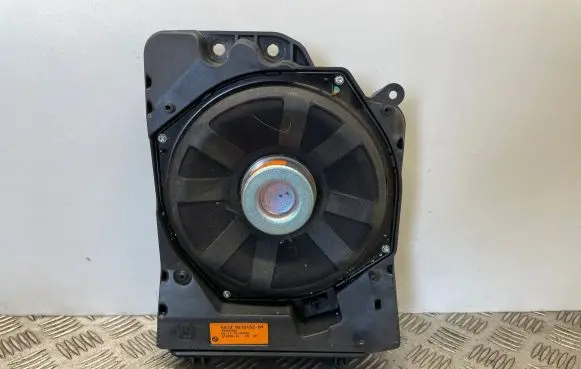 BMW 4 F36 Gran coupe Subwoofer speaker 9210152 65139210152