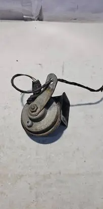 BMW 5 E39 Horn signal 011157