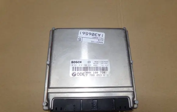 Land Rover Freelander Engine control unit/module 0281010300