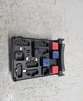 Renault Laguna II Fuse module 518002209 8200148810 8200004201E