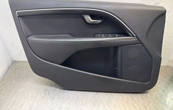 Volvo V70 Front door card panel trim 30649479