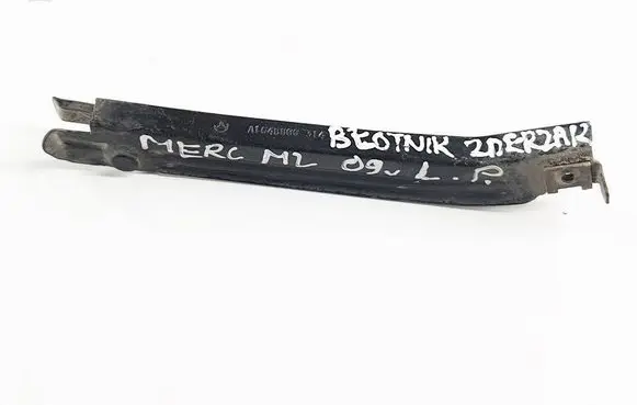 Mercedes-Benz ML W164 Front bumper mounting bracket A1648800314-474 a1648800314